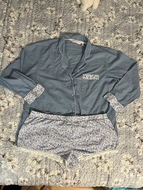 Victoria’s Secret pj set